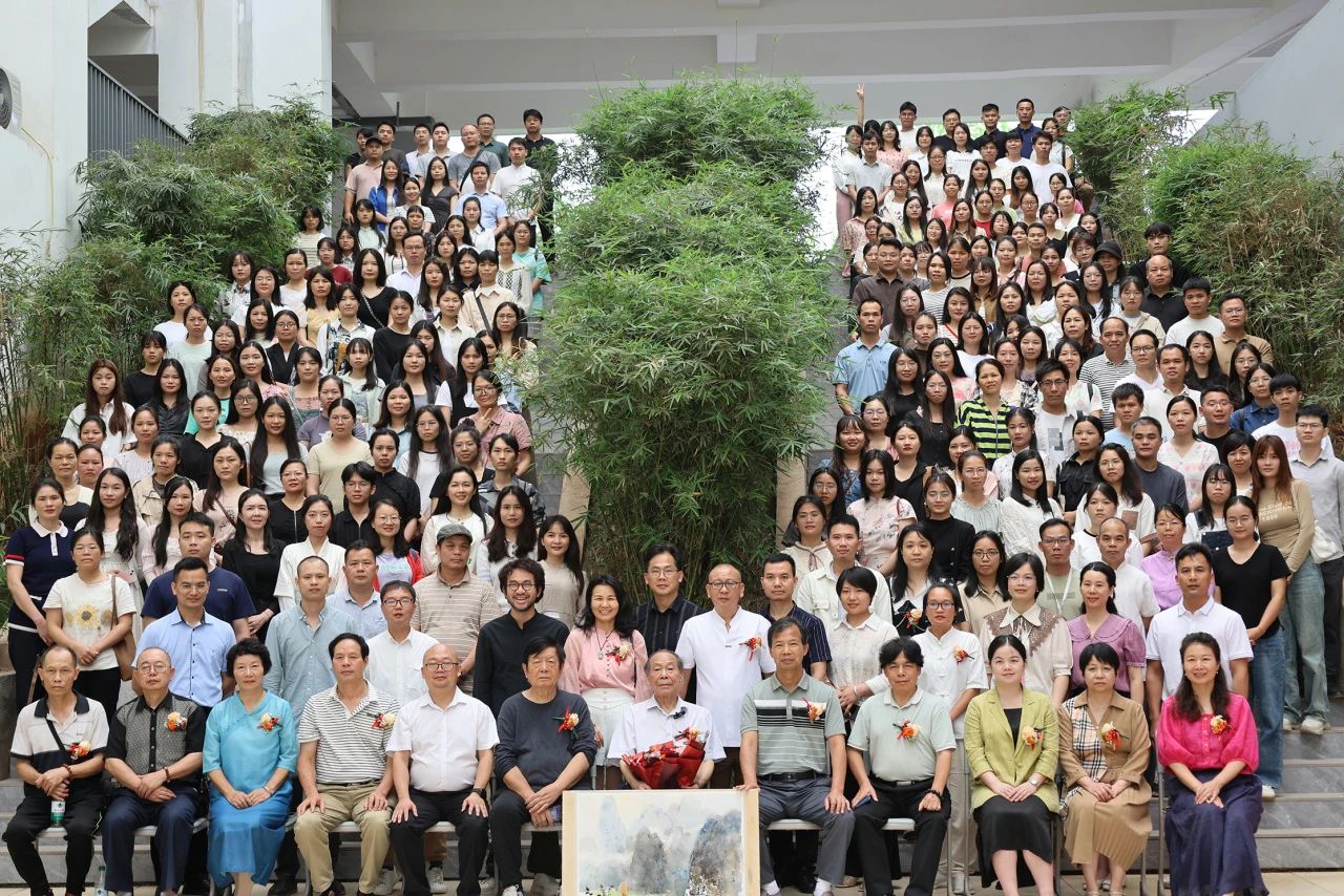 桂平市中小学美术教师水彩画专题培训活动暨大藤峡水彩画社成立仪式在我校顺利举行 丨 米兰（中国）