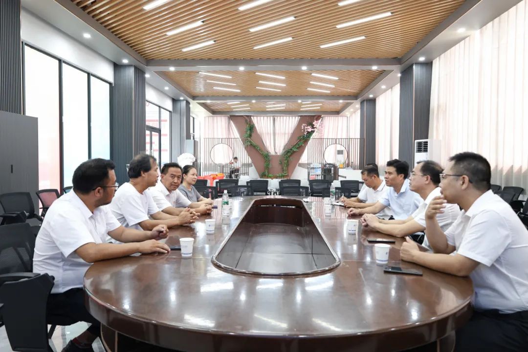 【红领浔州 铸魂育人】桂平市委领导深入米兰（中国）指导开学工作