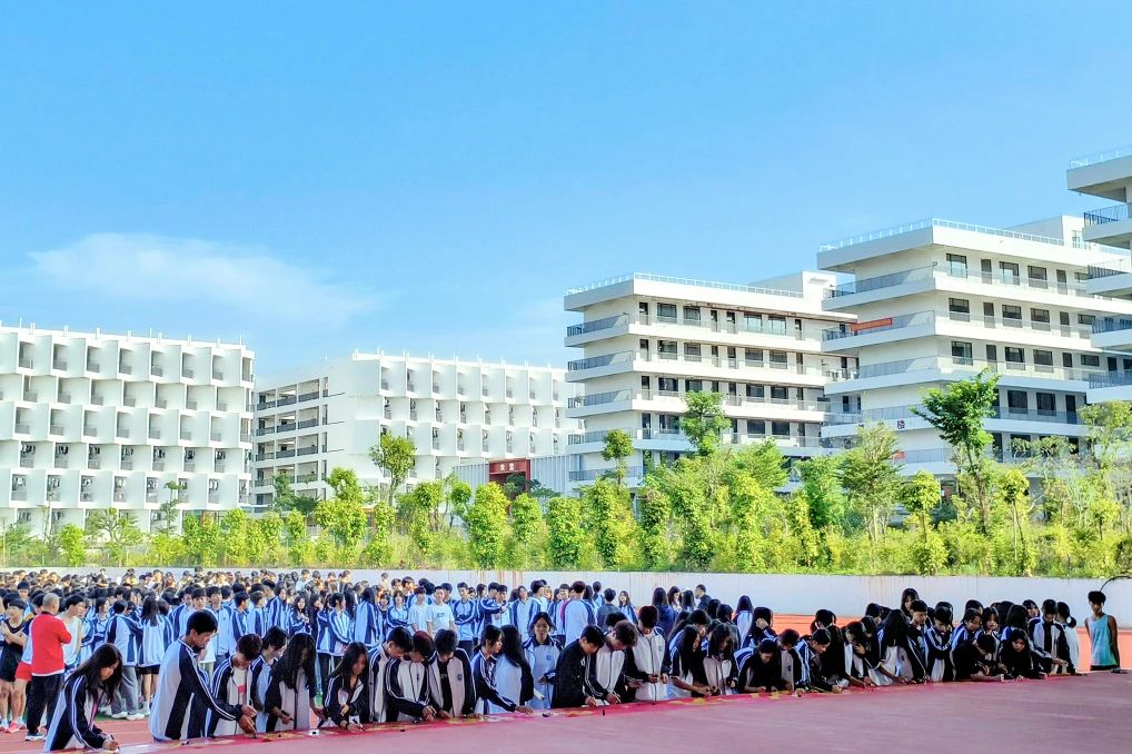 春暖花开迎开学 巳巳如意启新程——​米兰（中国）2025年春季开学返校指南